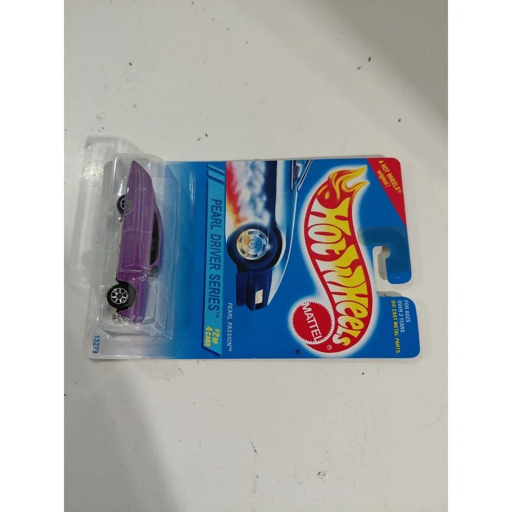 NIP Hot Wheels Pearl Drivers 1:64 DieCast Pearl Passion Mercury Coupe Car B