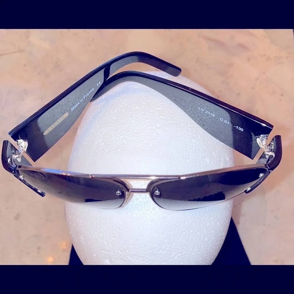 Lanvin black avatar
