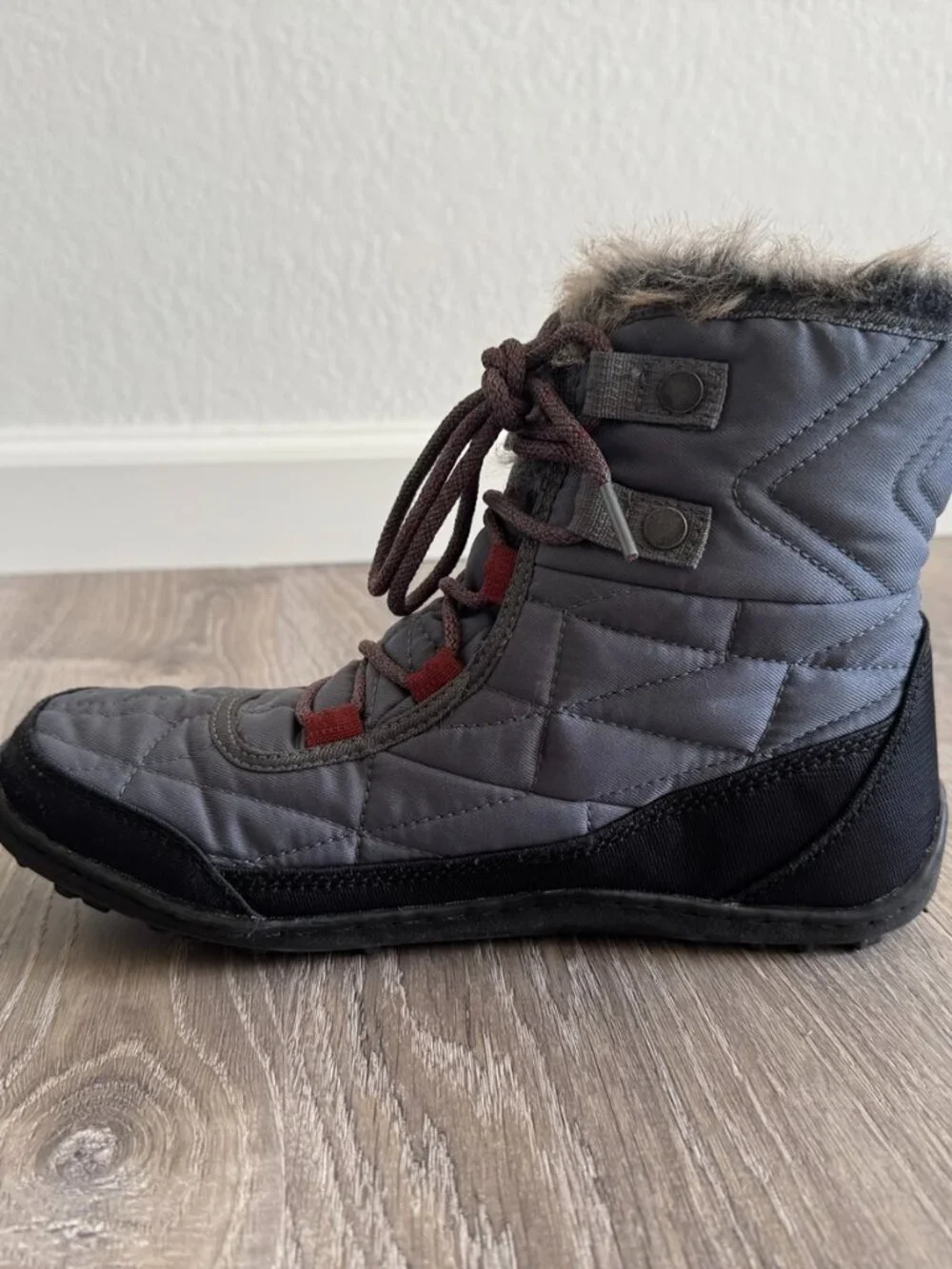 Columbia excellent pre