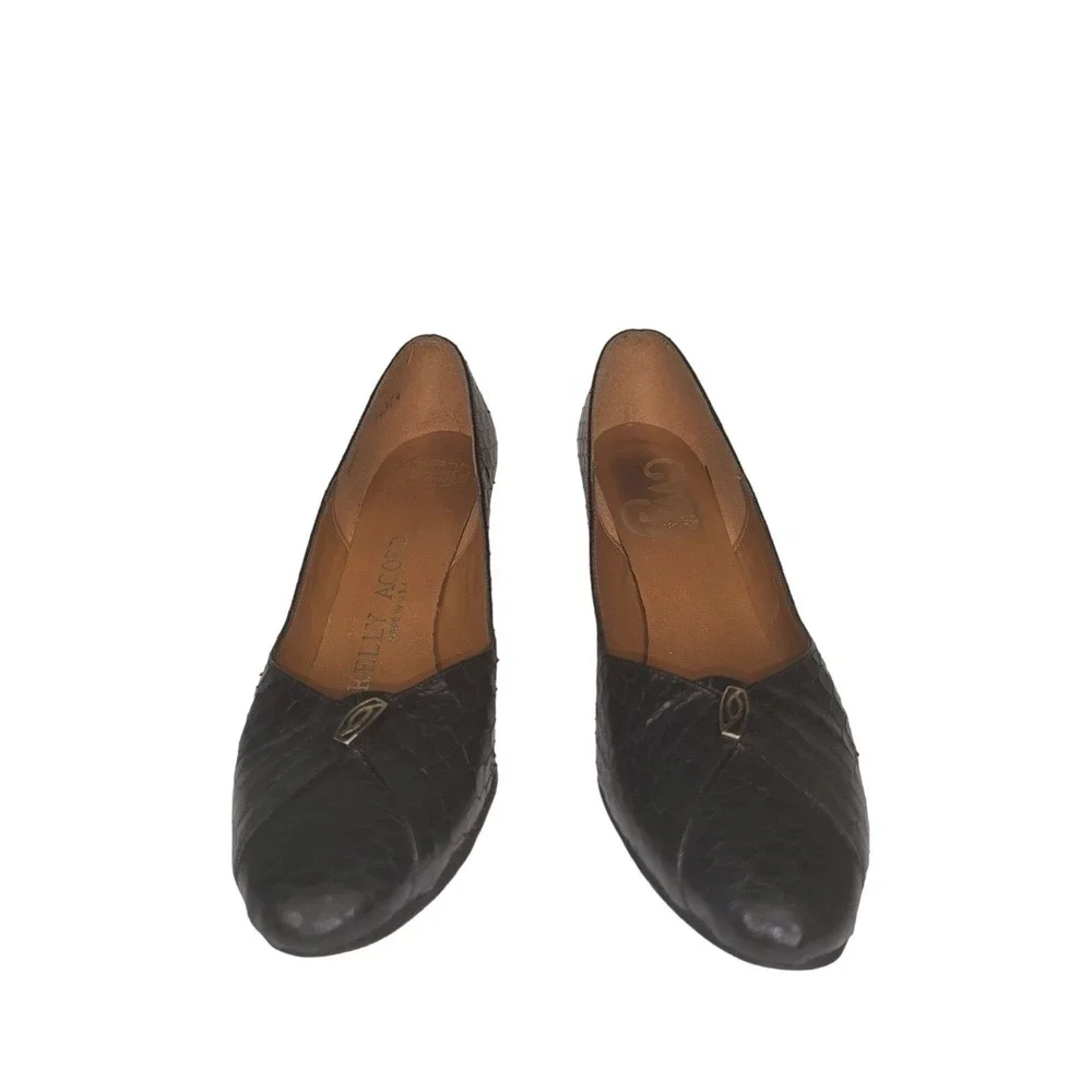 Clarks pre owned