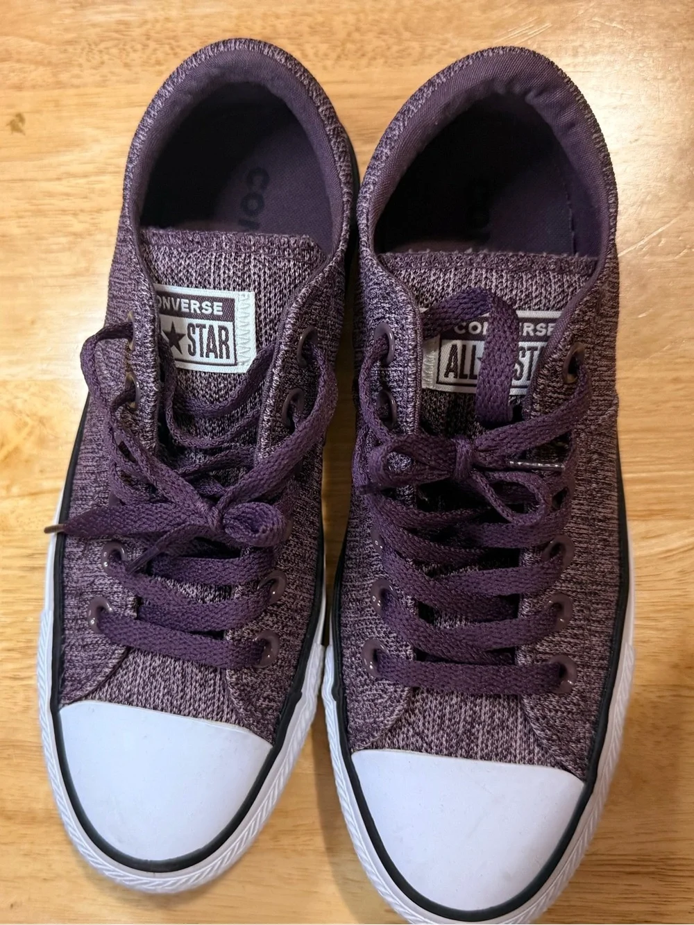 Converse pre features