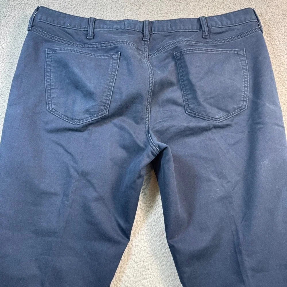Banana Republic Travel Jean Athletic Fit Navy Blue Mens‎ 42x30 Stretch Pants