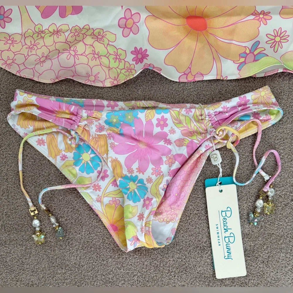 Beach Bunny set nwt