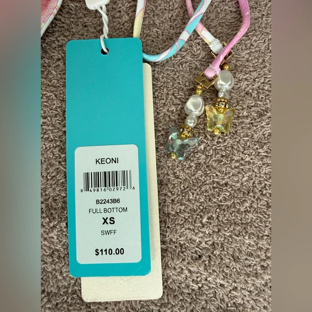 Beach Bunny set nwt