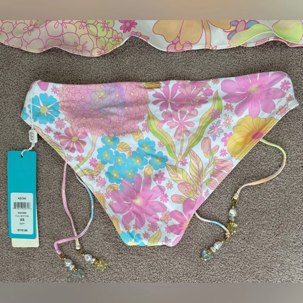 Beach Bunny set nwt