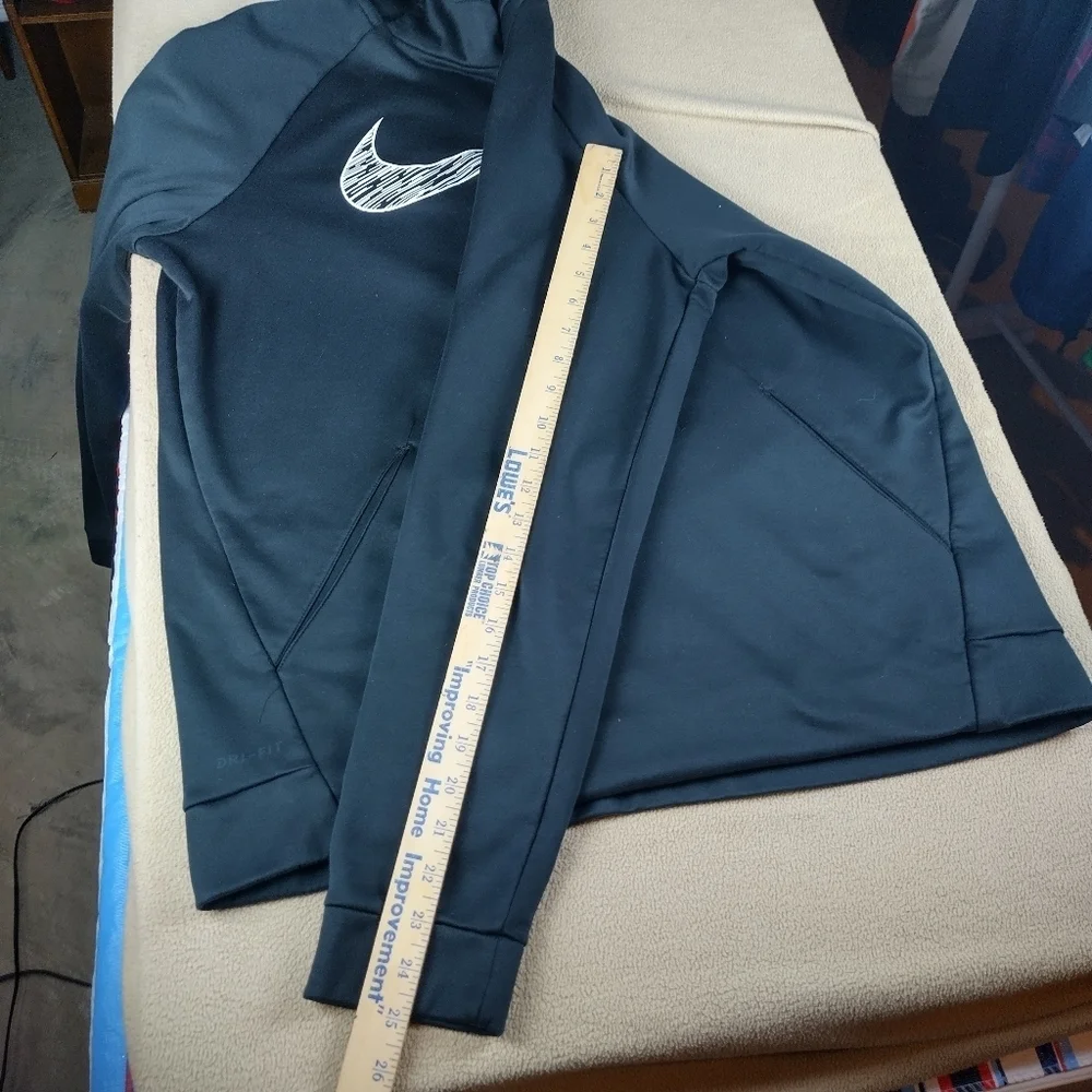 Nike men large