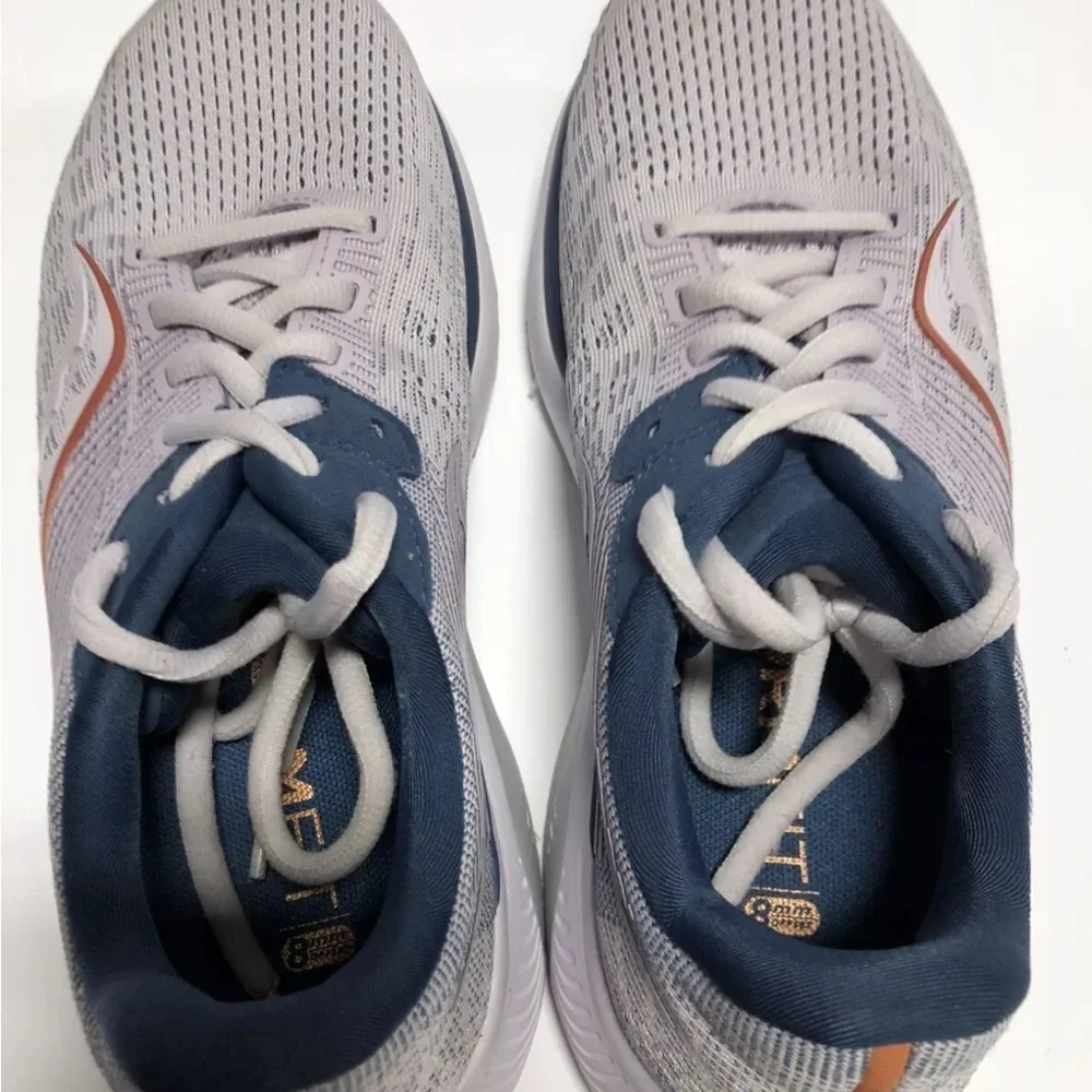 Saucony very good