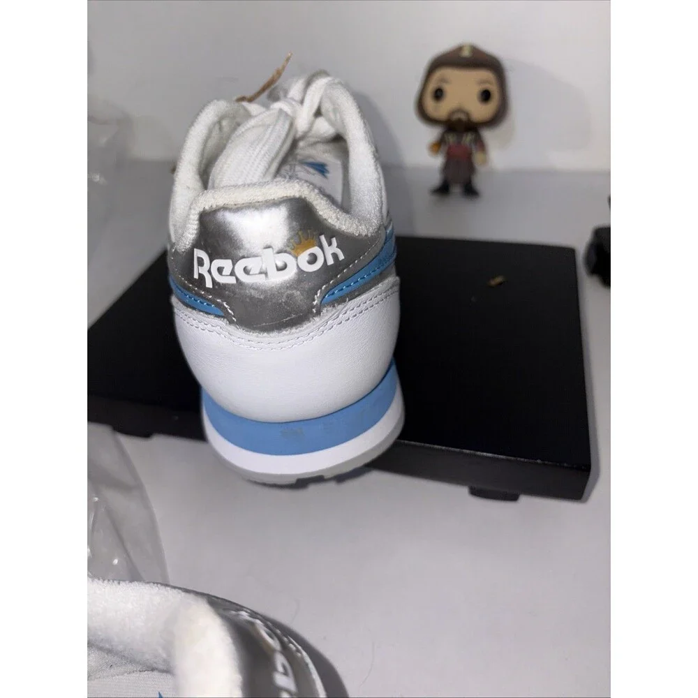 Reebok product pair