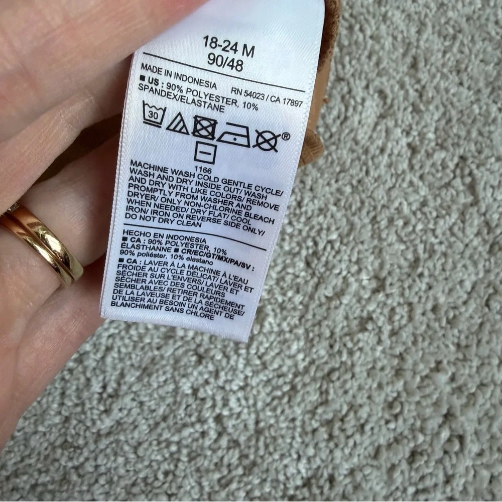 Old Navy stylish tan