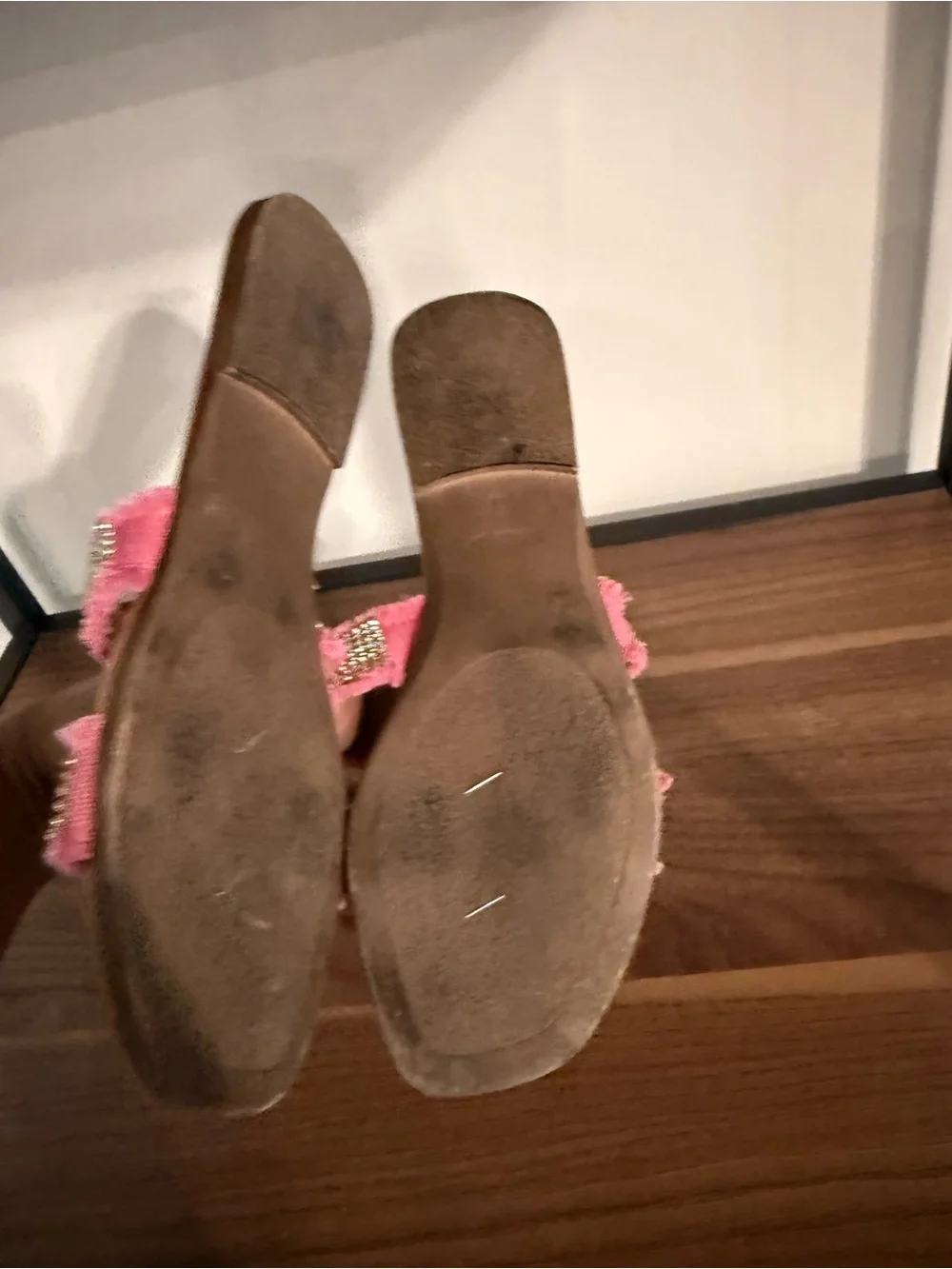 Kelly & Katie slide sandals