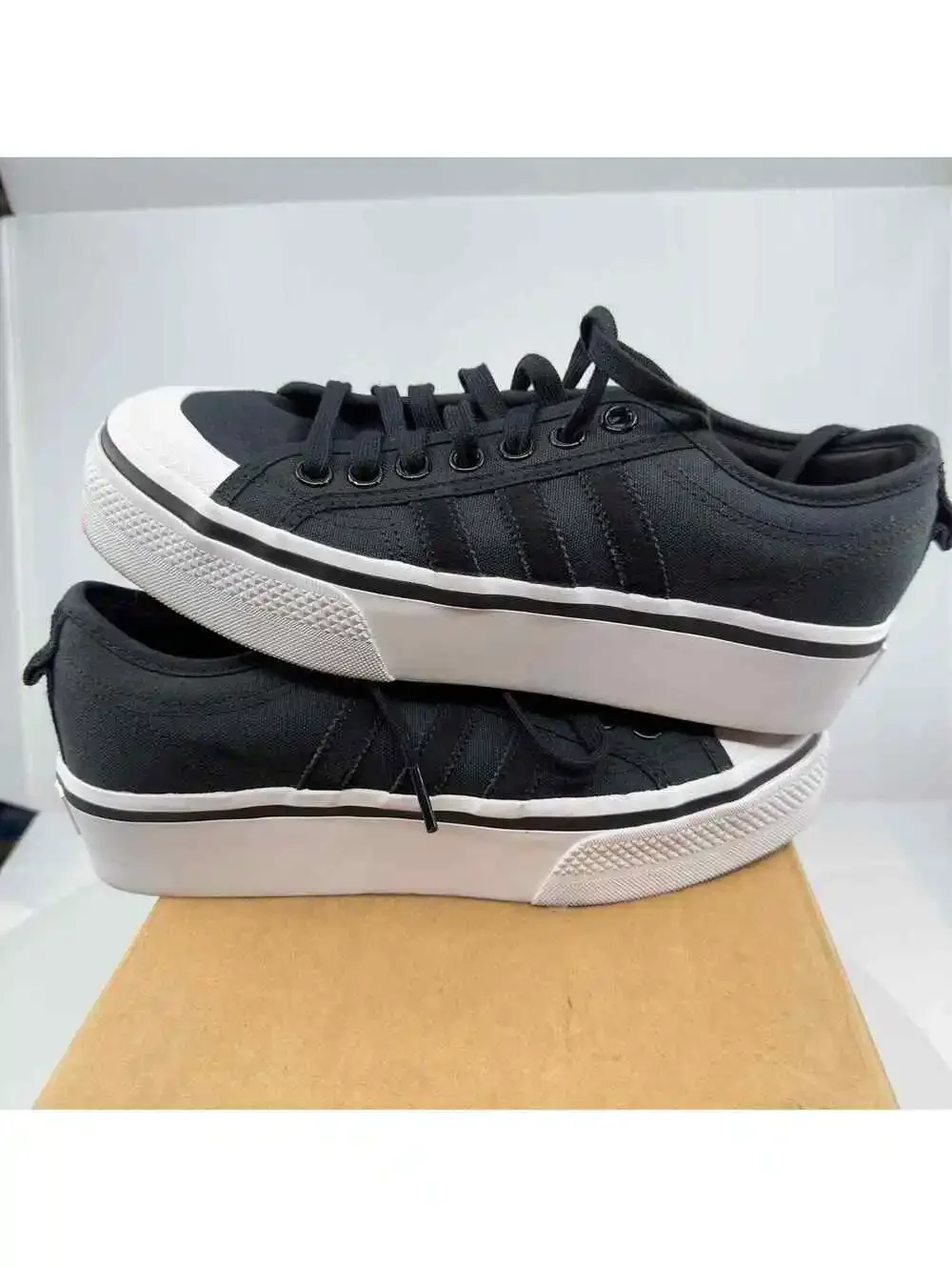 adidas womens nizza