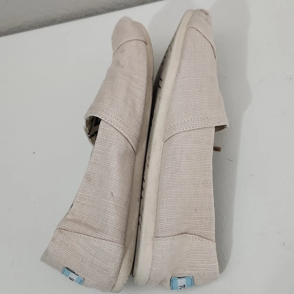 Toms stylish slip