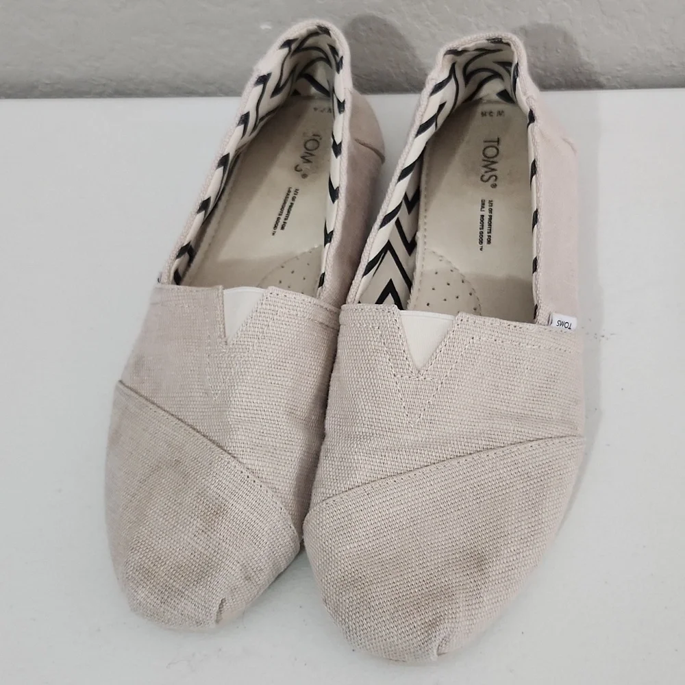 Toms stylish slip