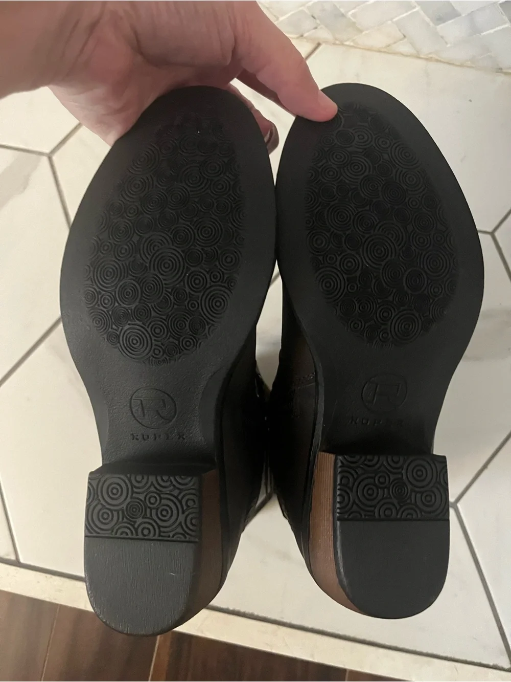 Roper dark brown
