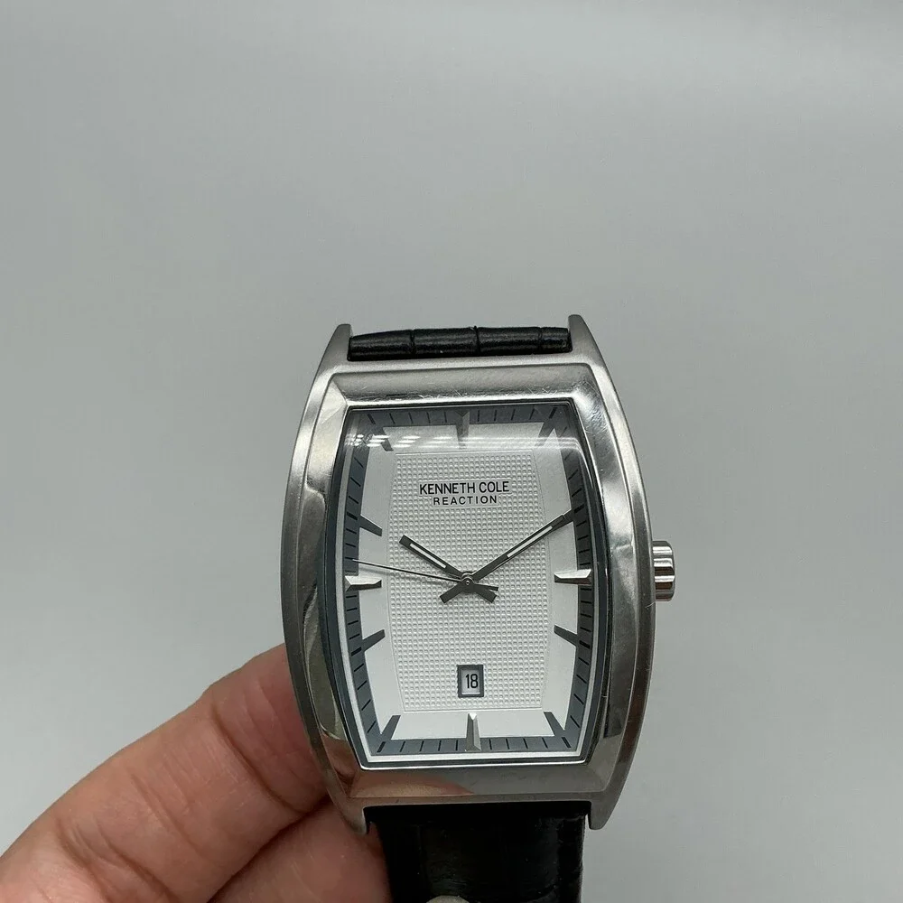 Kenneth Cole Reaction type barrel tonneau