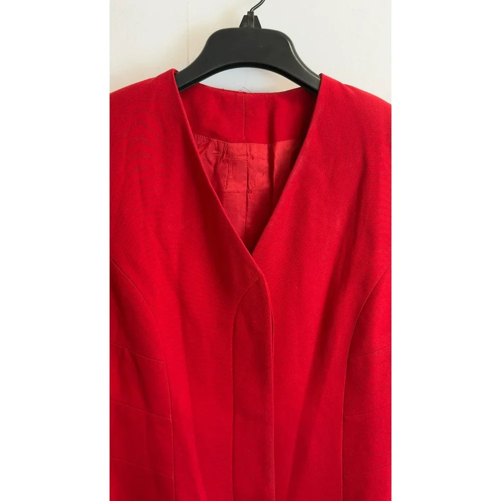 N/A vintage red