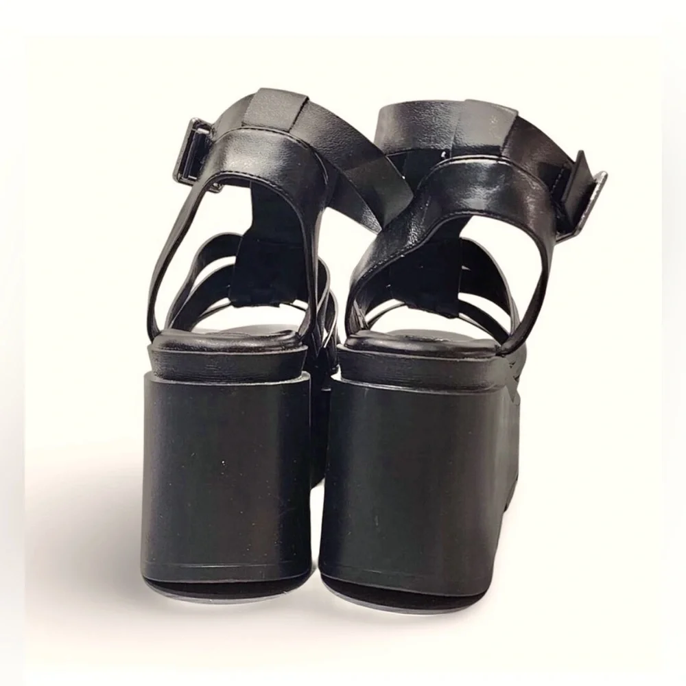 Steve Madden chunky platform