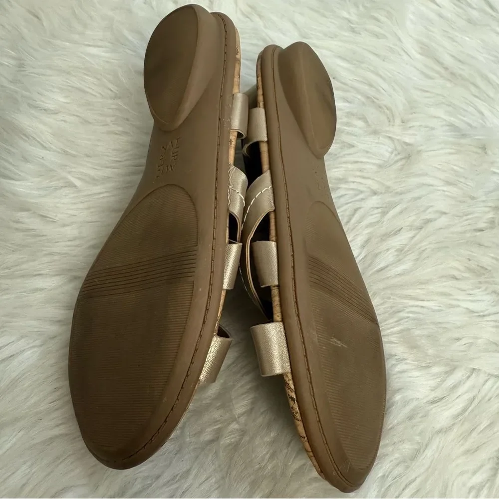 Naturalizer stylish gold