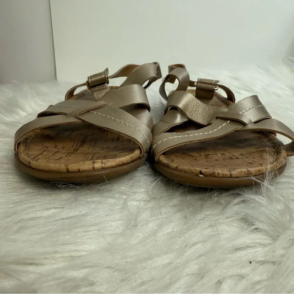 Naturalizer stylish gold