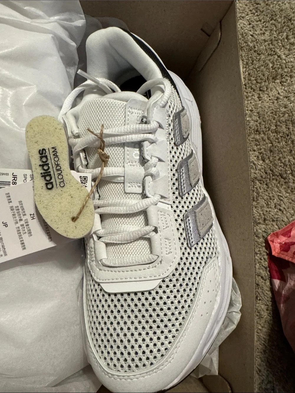 adidas accents cushioned sole