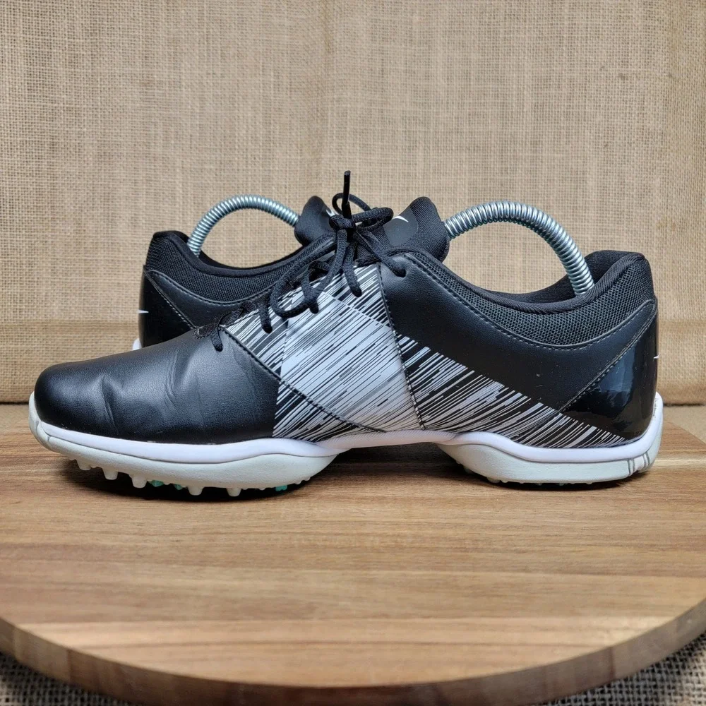 Nike delight women