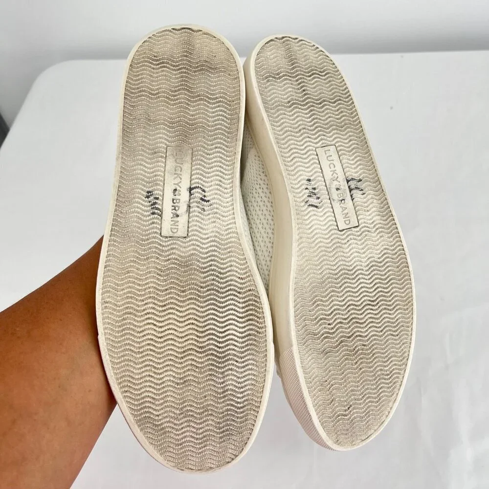Lucky Brand excellent slip