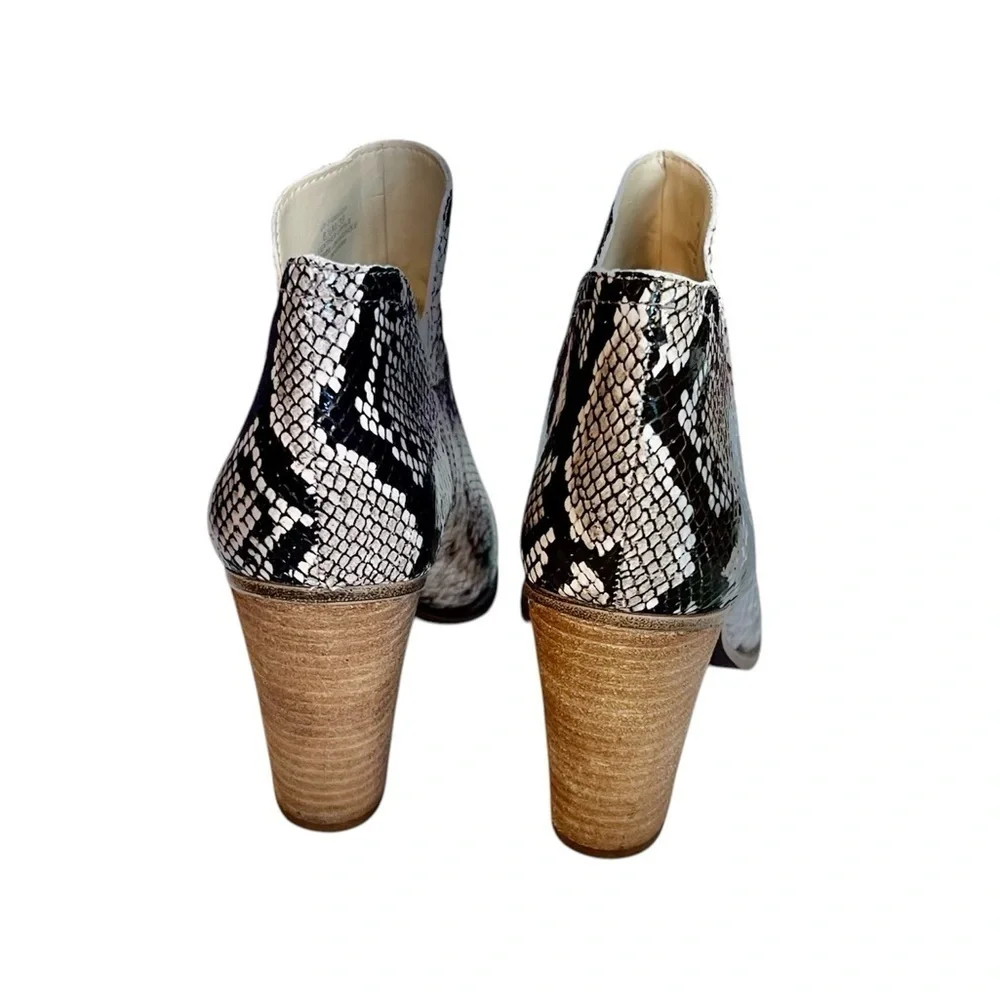 Vince Camuto has exteriors block