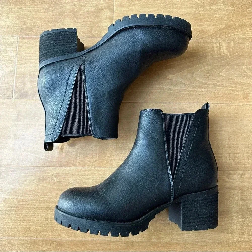 MIA excellent worn