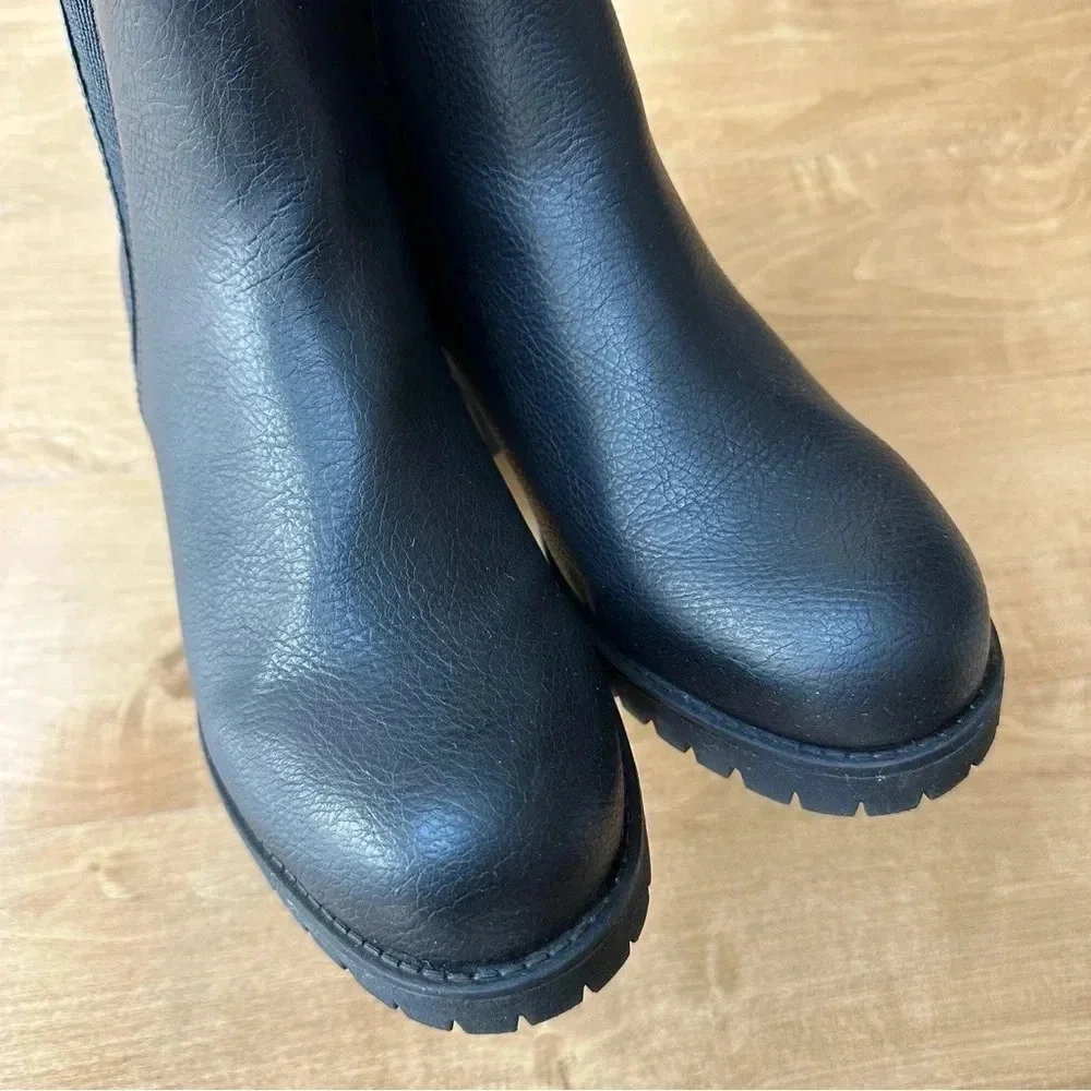 MIA excellent worn