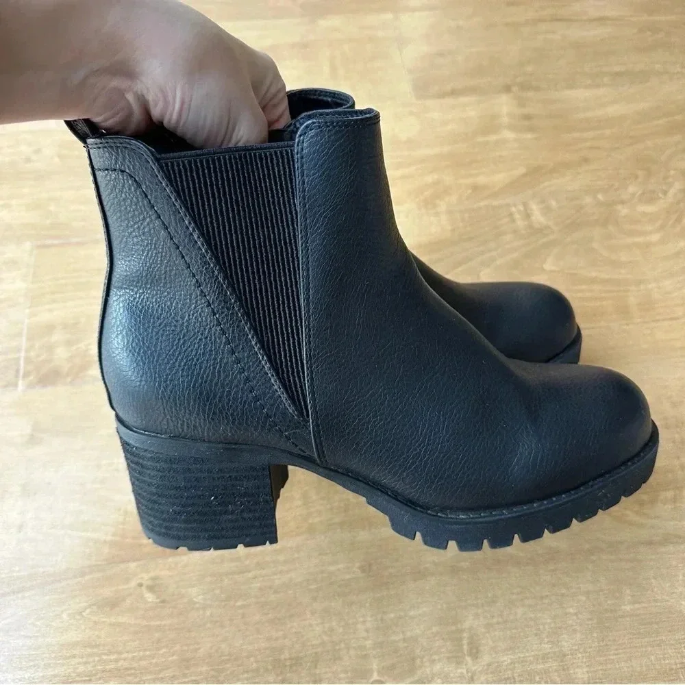 MIA excellent worn