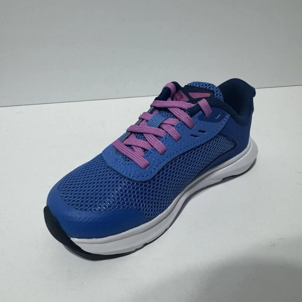 Saucony little sneakers