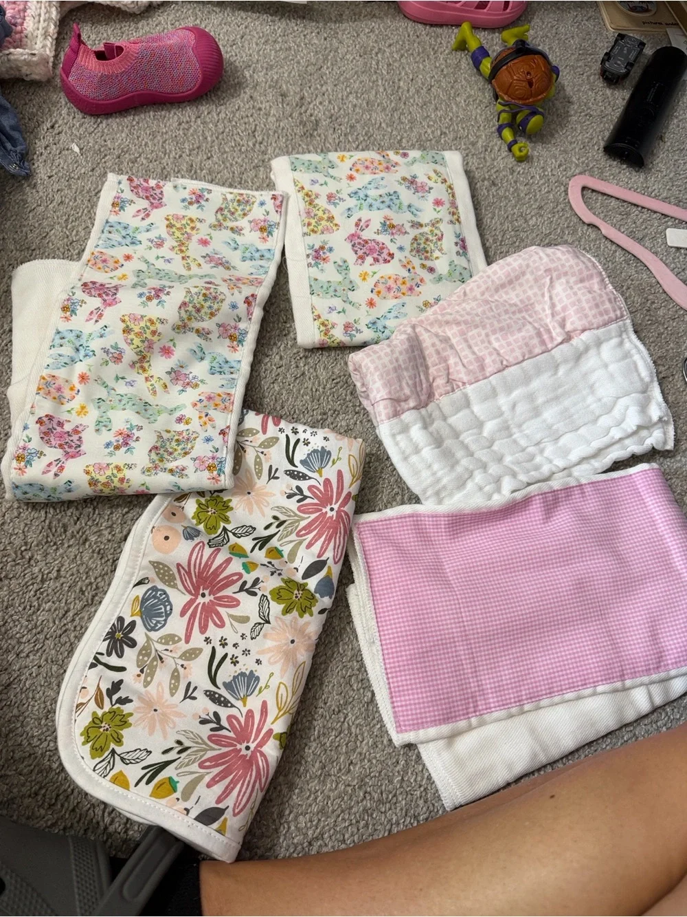 Kids Floral & Pink Burp Cloth Set - Baby Feeding Essentials