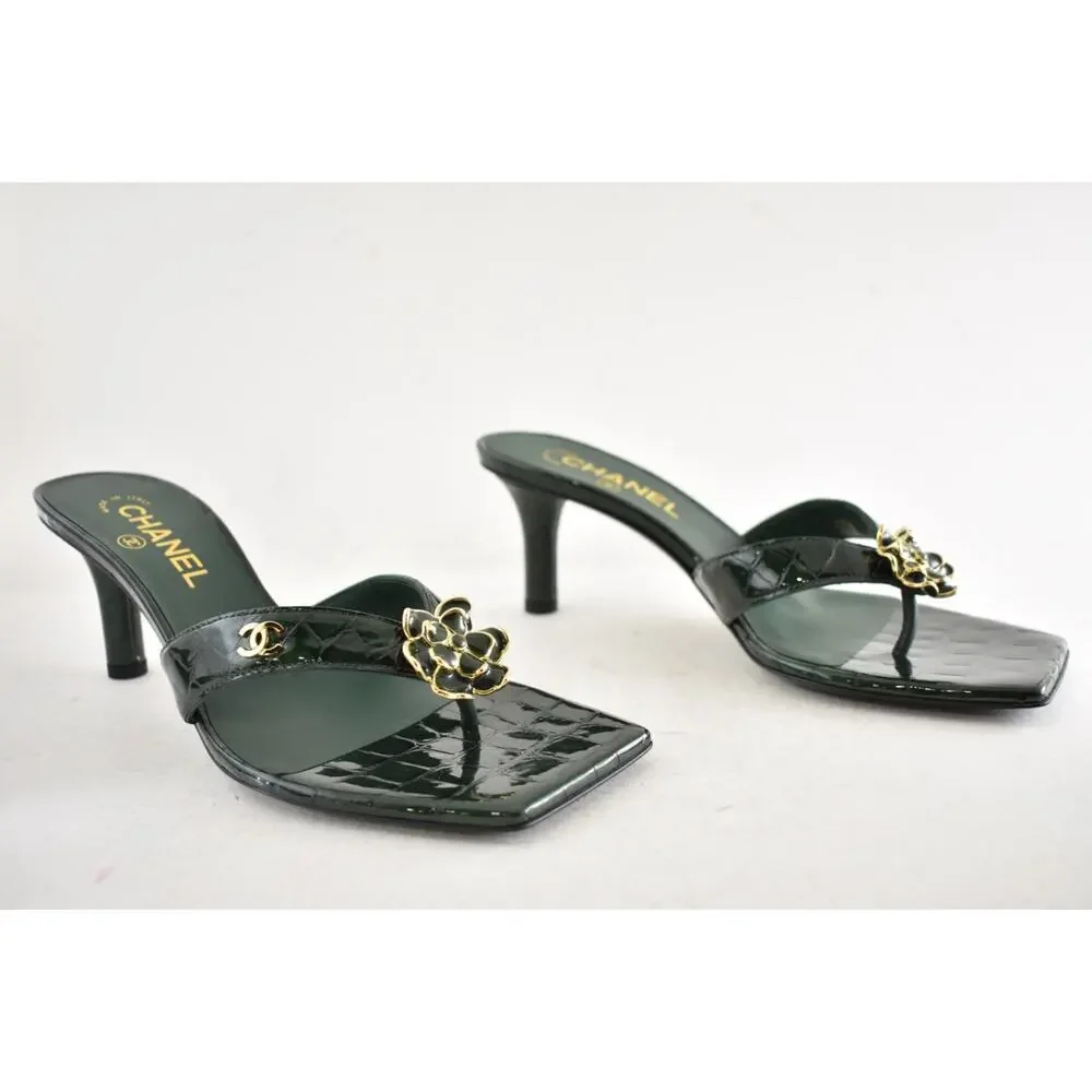 CHANEL 26a green