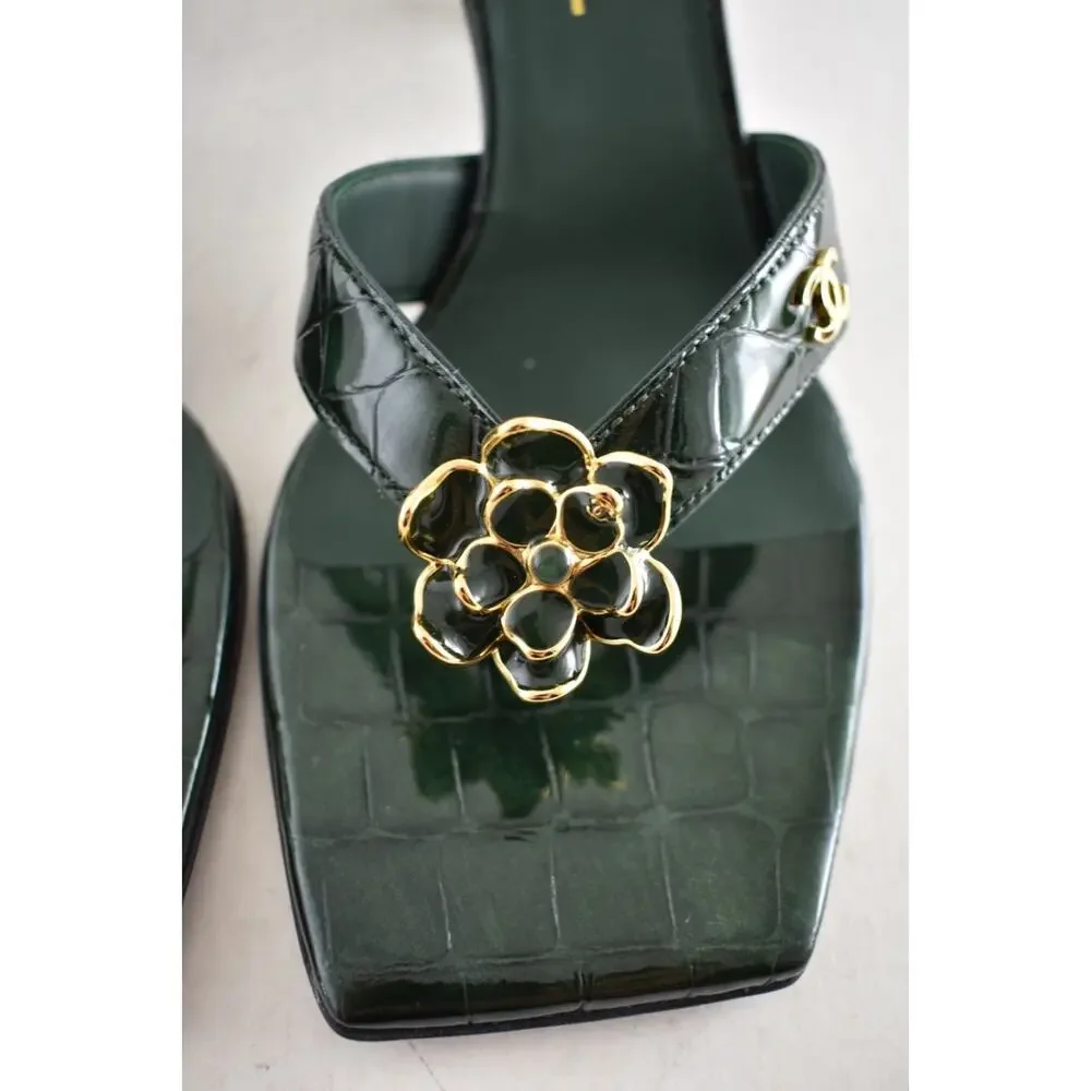 CHANEL 26a green