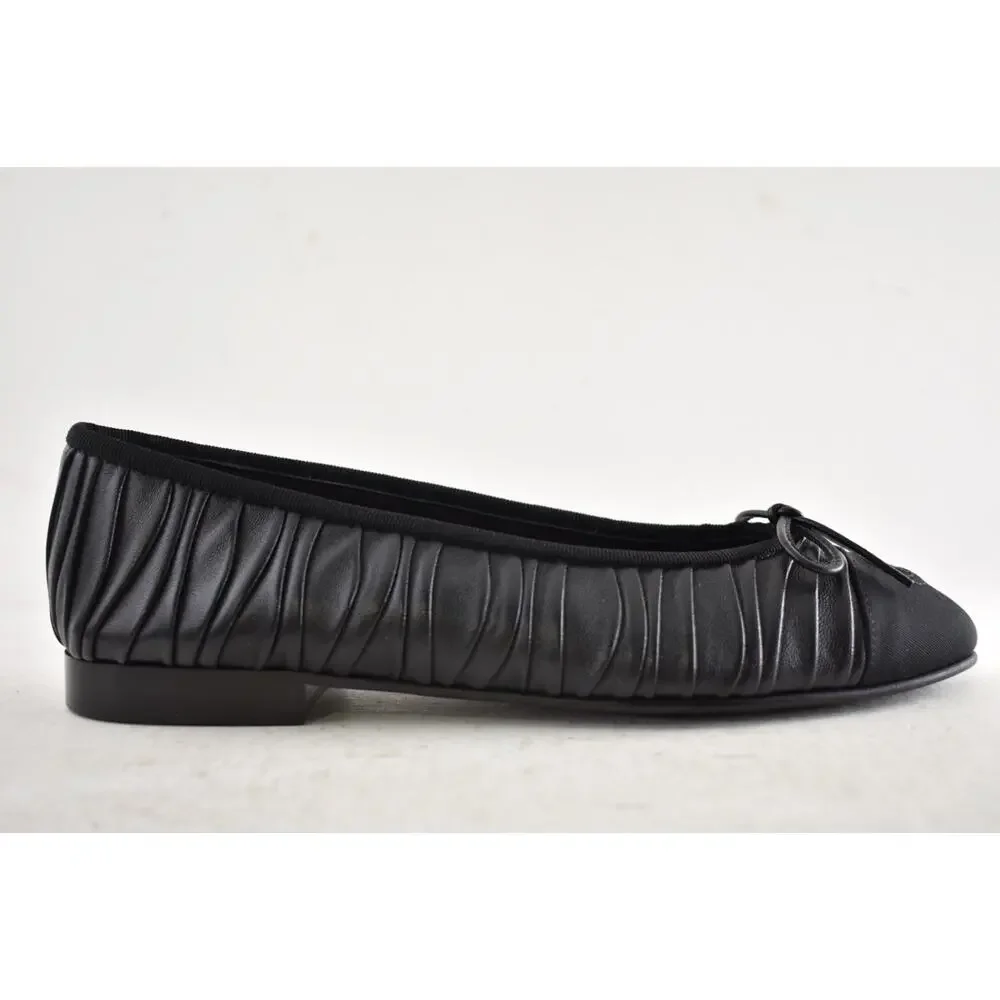 CHANEL blazy leather
