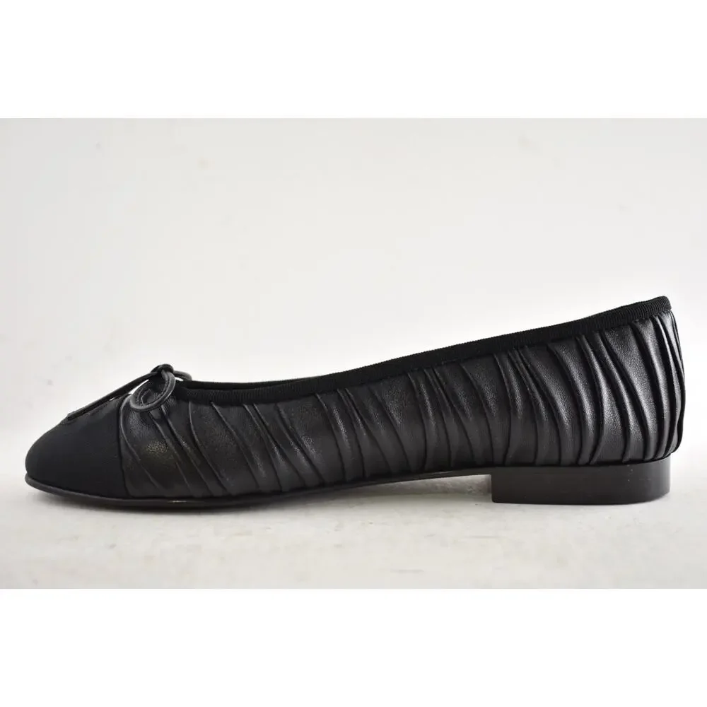 CHANEL rare worldwide pleated