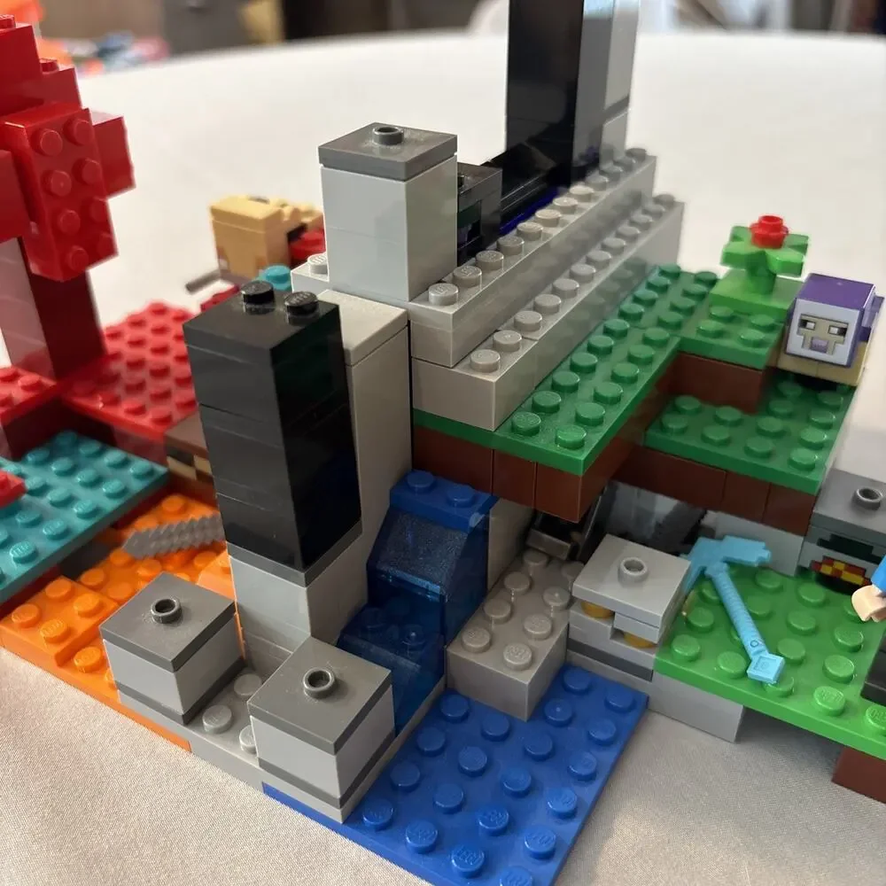 Lego minecraft ruined