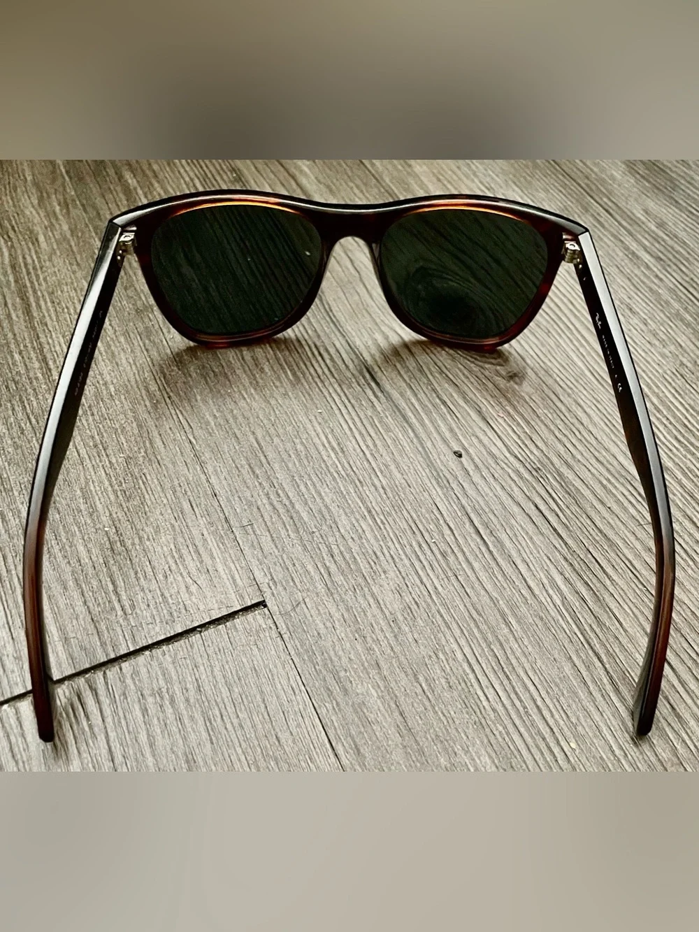 Ray-Ban classic ray