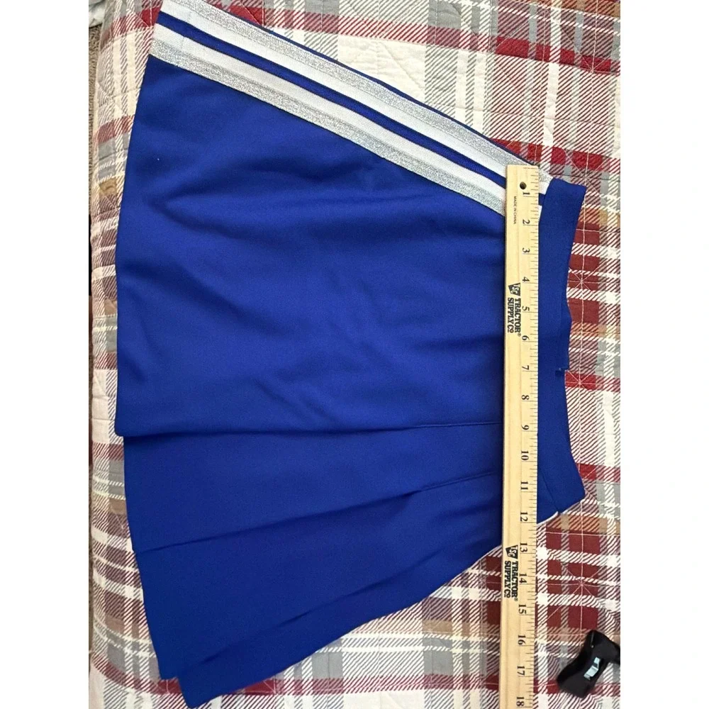 Varsity Spirit Fashions authentic varsity