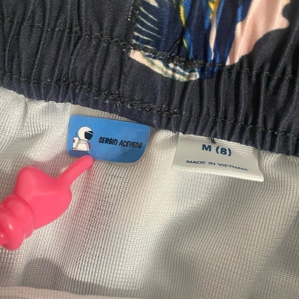 Old Navy questions leave