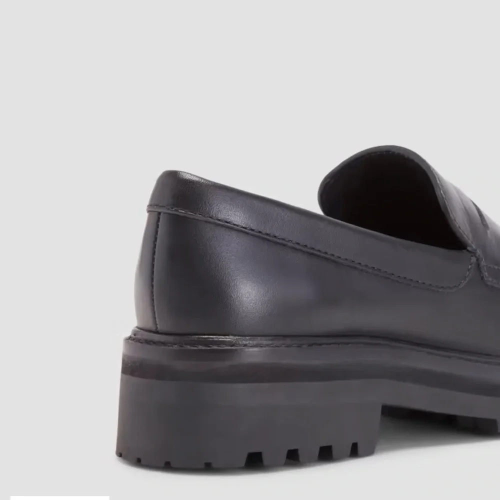 Everlane new black