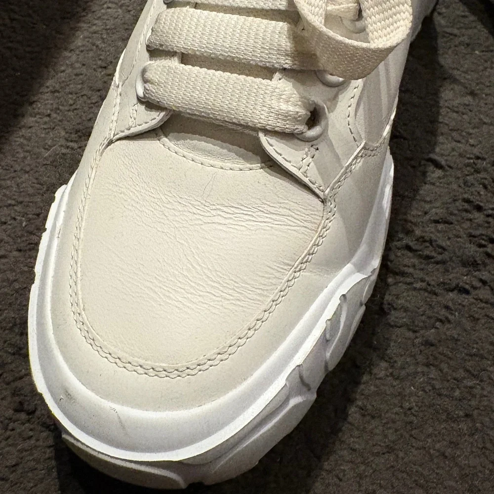 Alexander McQueen low top