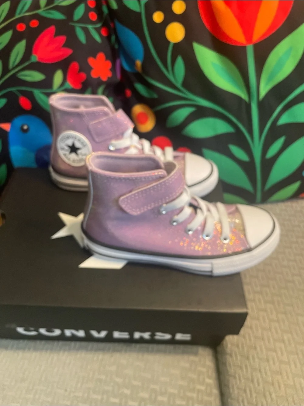 Converse glittery lavender