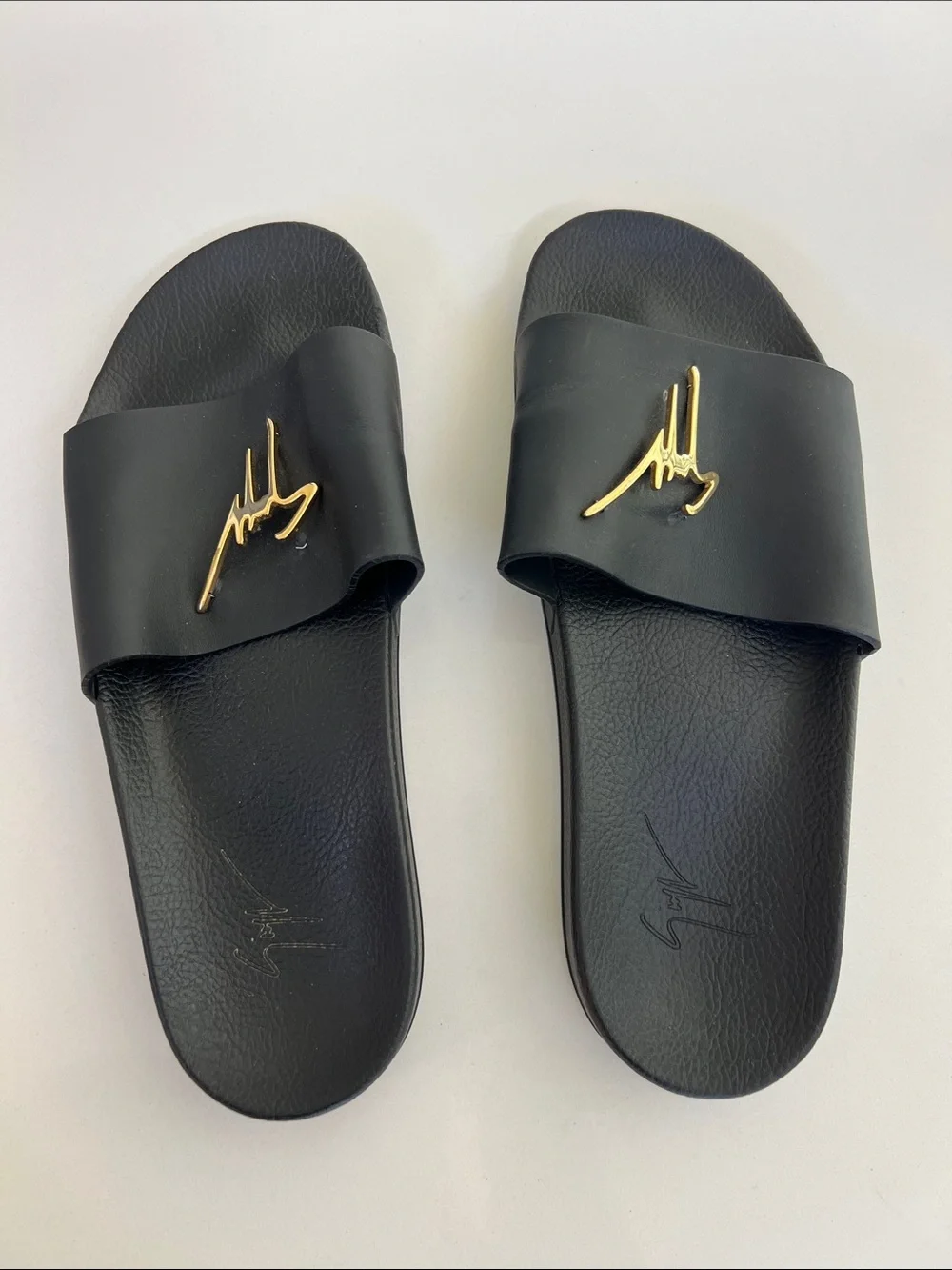 Giuseppe Zanotti keyword internal