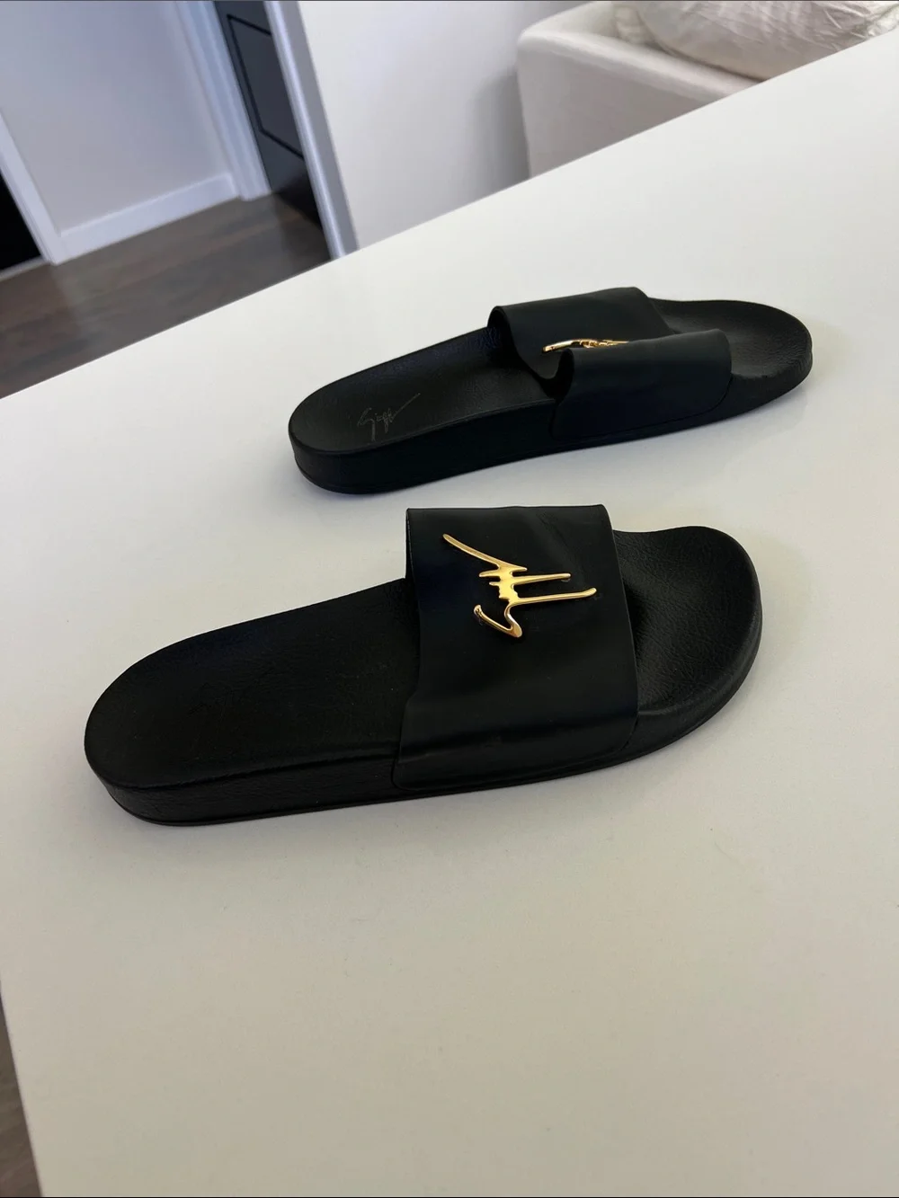 Giuseppe Zanotti tone used