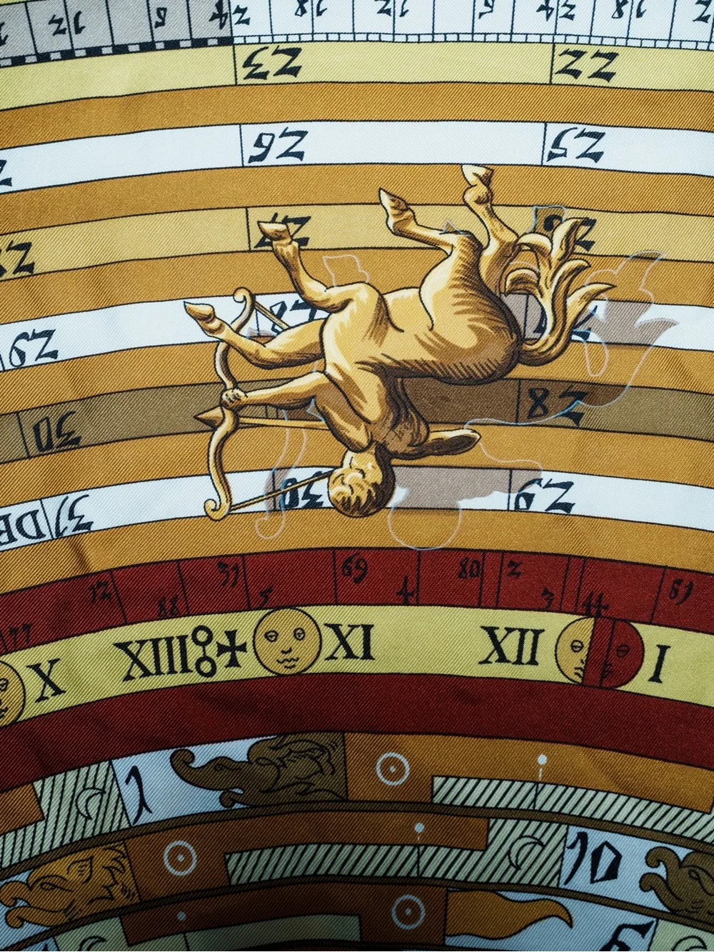 Hermes dies et
