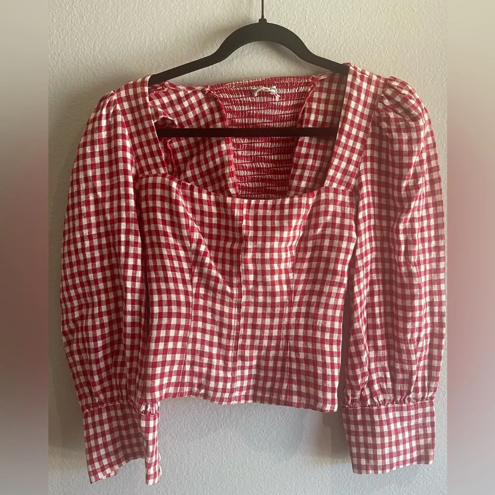 Reformation stylish square