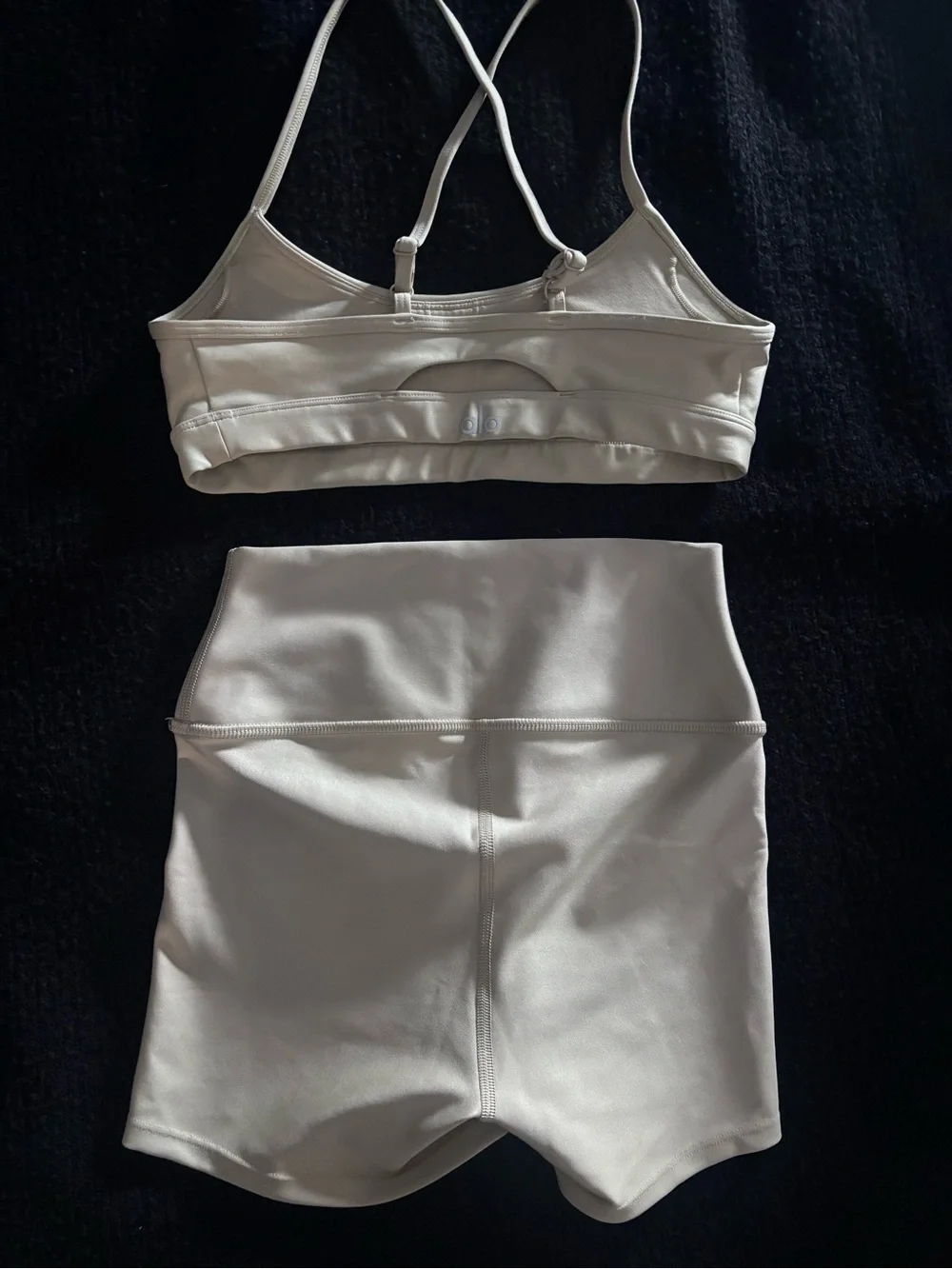 ALO Yoga airlift bra