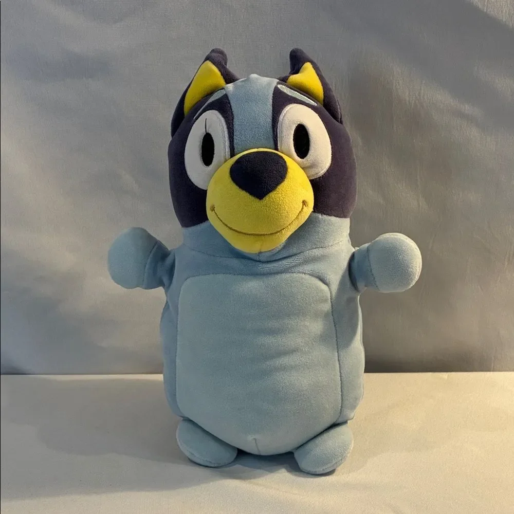 Squishmallows bluey hug