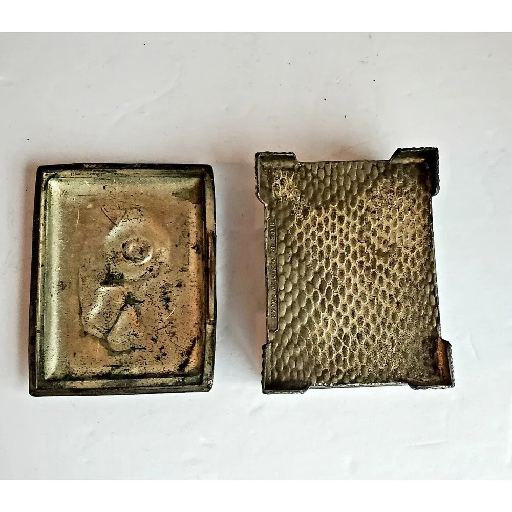 Unbranded silver footed